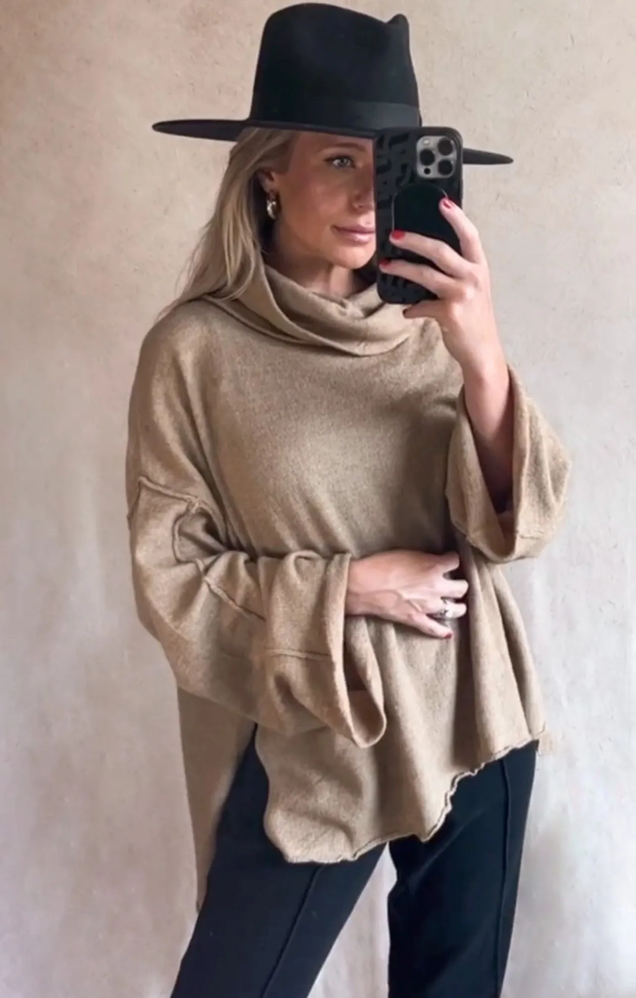 Exposed Seam boxy sweater