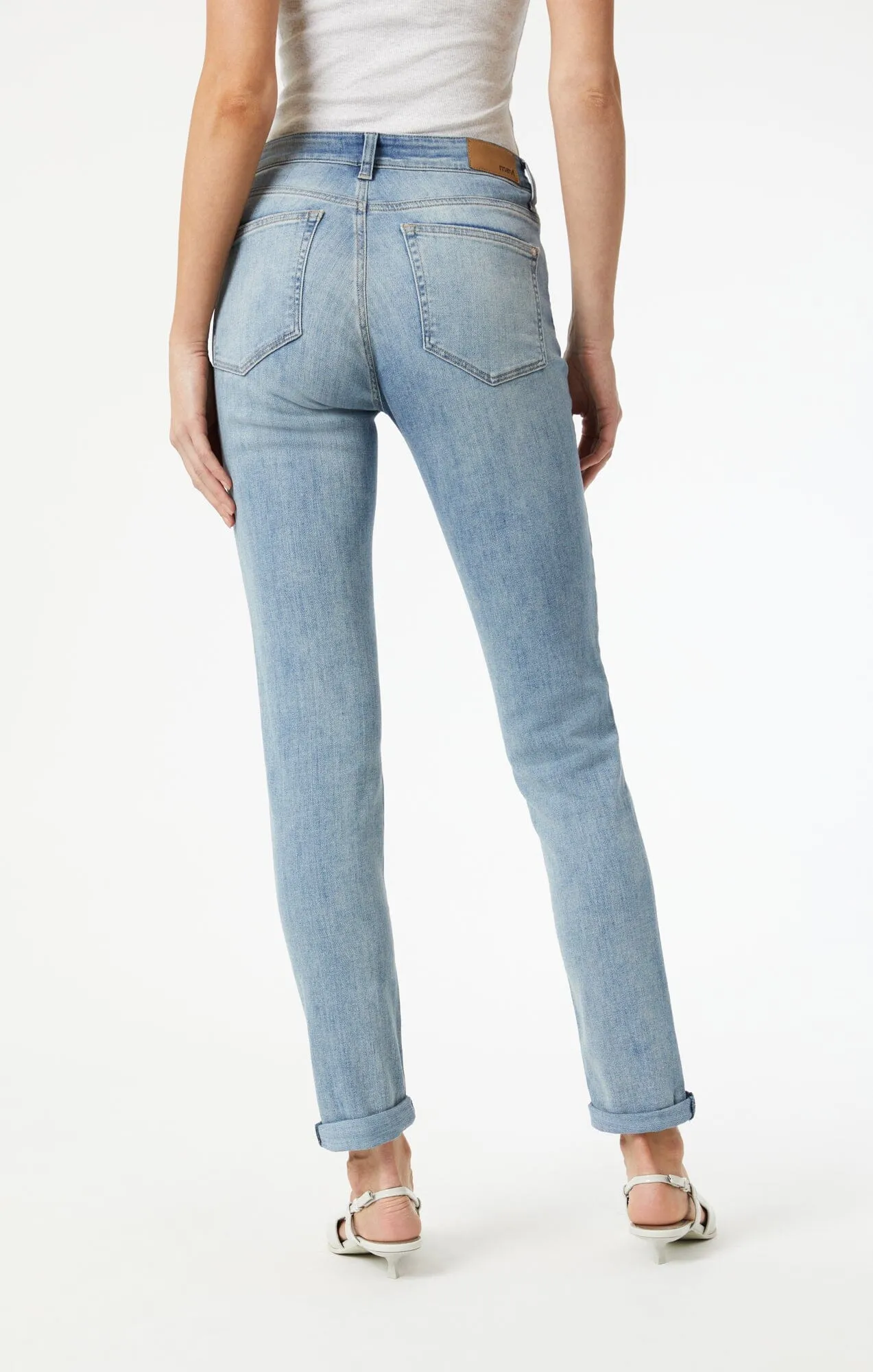 Kathleen Light Feather Blue Jeans
