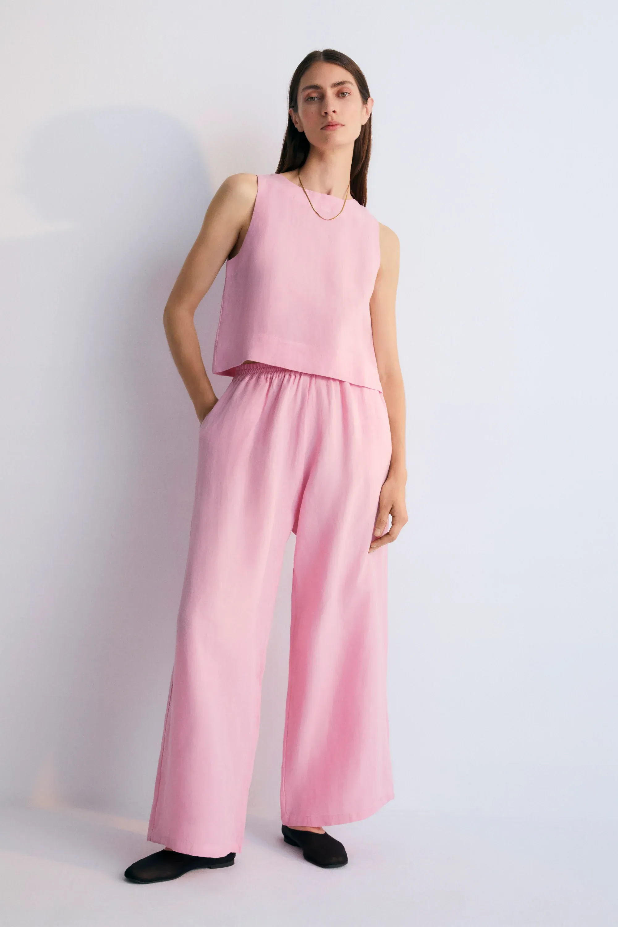 The New Society - Hera Palazzo Broek - Hibiscus